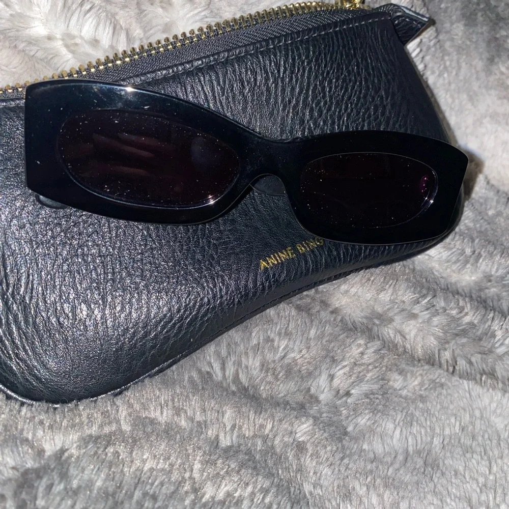 Anine Bing sunglasses - Picture 2 of 2